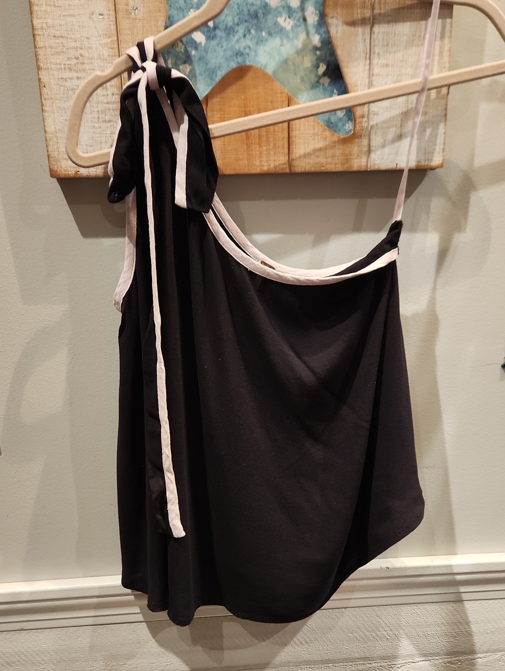 Free People Black One-Shoulder Top with Lavender Trim Sz XS